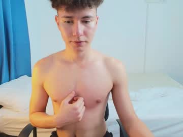 Adrian_Morelli Chaturbate stream image from July 01, 2025