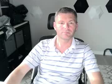 Latina_Wifey Chaturbate stream image from July 01, 2025