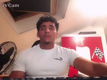 Raes69 Chaturbate stream image from July 01, 2025