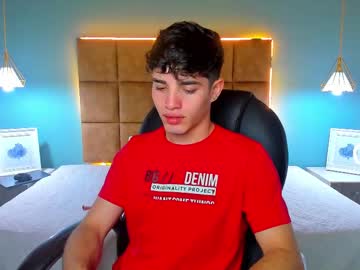Alejootwink Chaturbate stream image from July 02, 2025