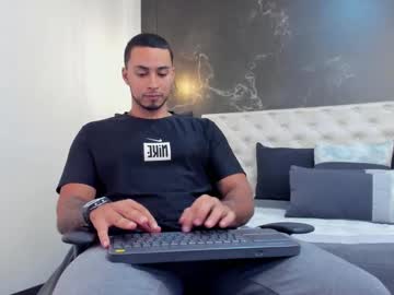 Brandonn_Flex Chaturbate stream image from July 02, 2025