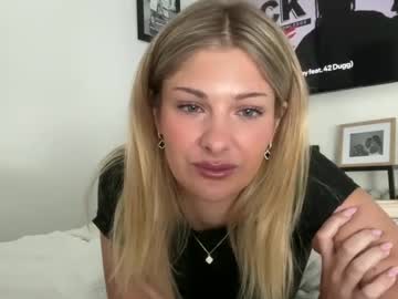 Alyciababyx Chaturbate stream image from July 02, 2025