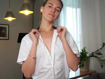 Shelleyharn Chaturbate stream image from July 02, 2025