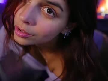 Lilbeccaxo Chaturbate stream image from July 02, 2025