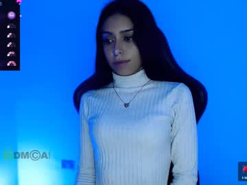 Lilylouisee_ Chaturbate stream image from July 02, 2025