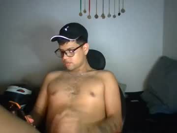 Clarentz_Baileys Chaturbate stream image from July 02, 2025