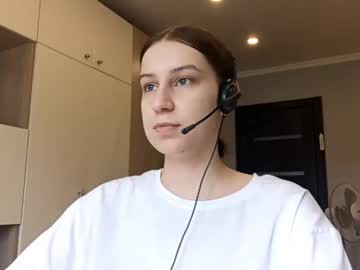 Elswythgravley Chaturbate stream image from July 02, 2025