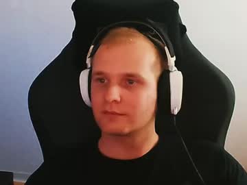 Croissant911 Chaturbate stream image from July 02, 2025