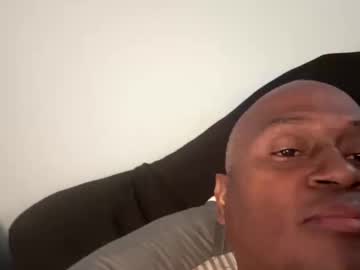 Gmandingo1 Chaturbate stream image from July 02, 2025