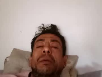 Pelekenone Chaturbate stream image from July 02, 2025