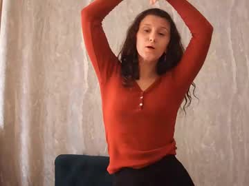 Silviaberesford Chaturbate stream image from July 02, 2025