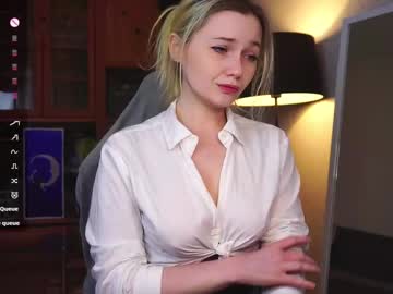 Fleurdelisa Chaturbate stream image from July 02, 2025