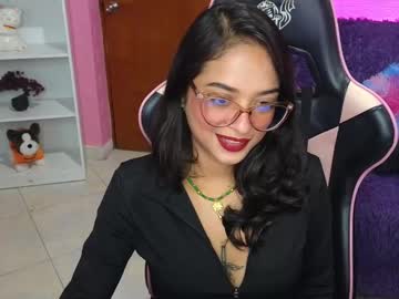 Gia_Flame Chaturbate stream image from July 02, 2025
