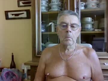 Mururoa35 Chaturbate stream image from July 02, 2025