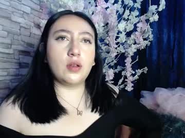 Julietavegaoficial Chaturbate stream image from July 02, 2025