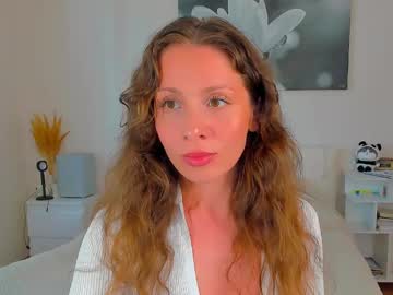 Lucy__Ray Chaturbate stream image from July 02, 2025