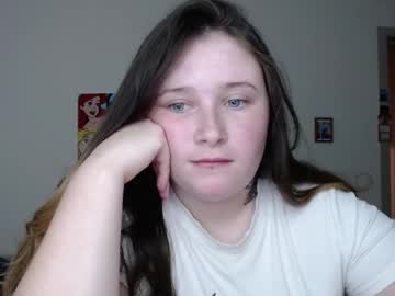 Maggie_Moll Chaturbate stream image from July 02, 2025