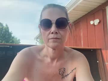 Manhoe_Cumdumpster Chaturbate stream image from July 02, 2025