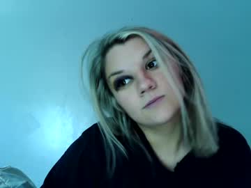 Queenp13 Chaturbate stream image from July 02, 2025