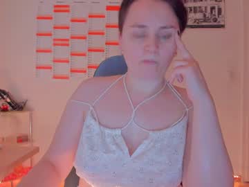 Elin24 Chaturbate stream image from July 02, 2025