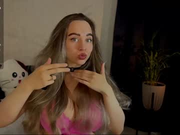 Tatti_1 Chaturbate stream image from July 02, 2025