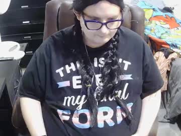 Lilshysissy82 Chaturbate stream image from July 02, 2025