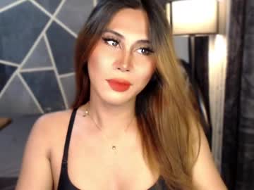 Herrafoxx Chaturbate stream image from July 02, 2025