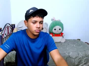 Pretty_Anonimuszzx Chaturbate stream image from July 02, 2025