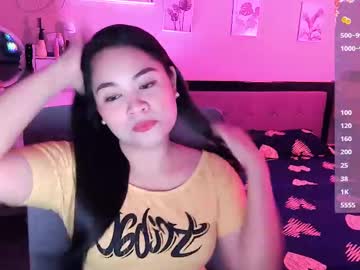 Elleelle123 Chaturbate stream image from July 03, 2025