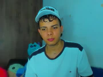 Yimar_Playful Chaturbate stream image from July 03, 2025
