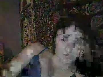 Moneymommas Chaturbate stream image from July 03, 2025
