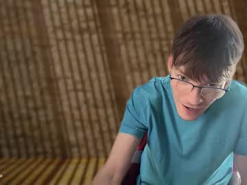 Themegaplayer Chaturbate stream image from July 03, 2025