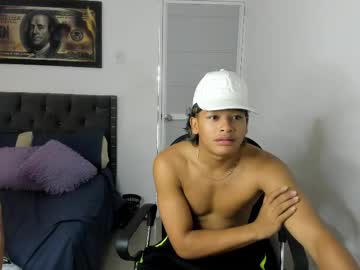 Fold_Master Chaturbate stream image from July 03, 2025