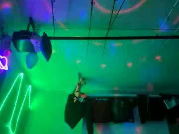 Clarkshammer95 Chaturbate stream image from July 03, 2025