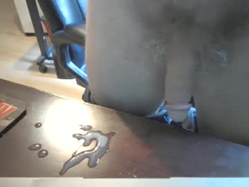 Lee666wilson Chaturbate stream image from July 03, 2025