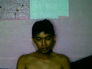 Lessthanthree1997 Chaturbate stream image from July 03, 2025