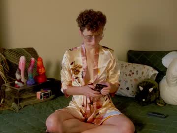_Kinky_Curly_ Chaturbate stream image from July 03, 2025