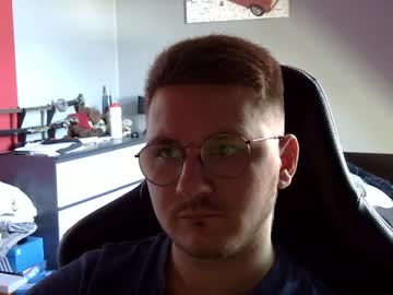 Dervechi Chaturbate stream image from July 03, 2025