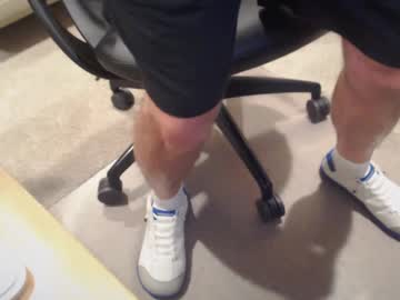Helpmeshootit Chaturbate stream image from July 03, 2025