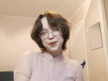 Shy_Kiss_Twinkle_Bloop Chaturbate stream image from July 03, 2025
