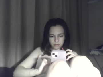 Blossomhaze Chaturbate stream image from July 03, 2025