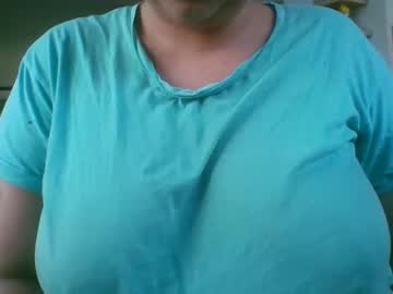 Eatmeout355755 Chaturbate stream image from July 03, 2025