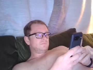Ginwood Chaturbate stream image from July 03, 2025