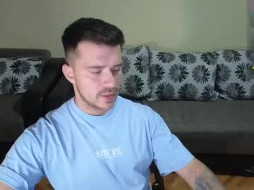 Johnnylove21 Chaturbate stream image from July 03, 2025