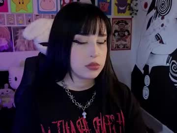 Yuhwa Chaturbate stream image from July 03, 2025