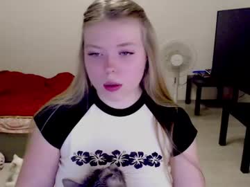 Kitten_Jenny01 Chaturbate stream image from July 03, 2025