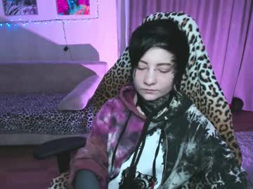 Tragedienne_0o Chaturbate stream image from July 03, 2025