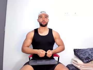 Kyle_Collinz Chaturbate stream image from July 03, 2025