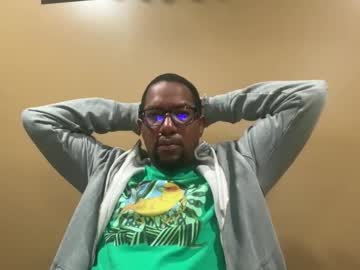 Marioluigihot Chaturbate stream image from July 04, 2025
