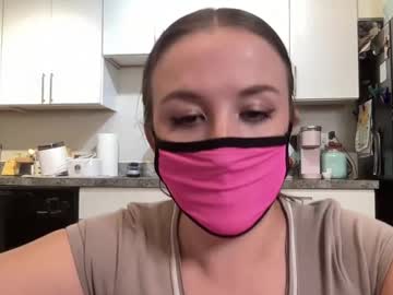 Pigtailsxxpinknails Chaturbate stream image from July 04, 2025